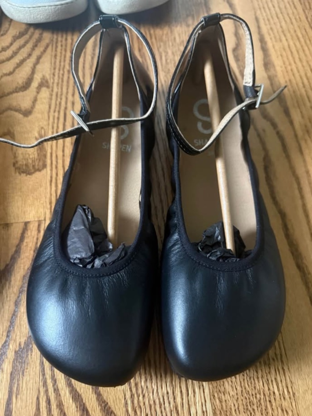 NEW Shapen Tulip barefoot ballet flats size 38 regular width